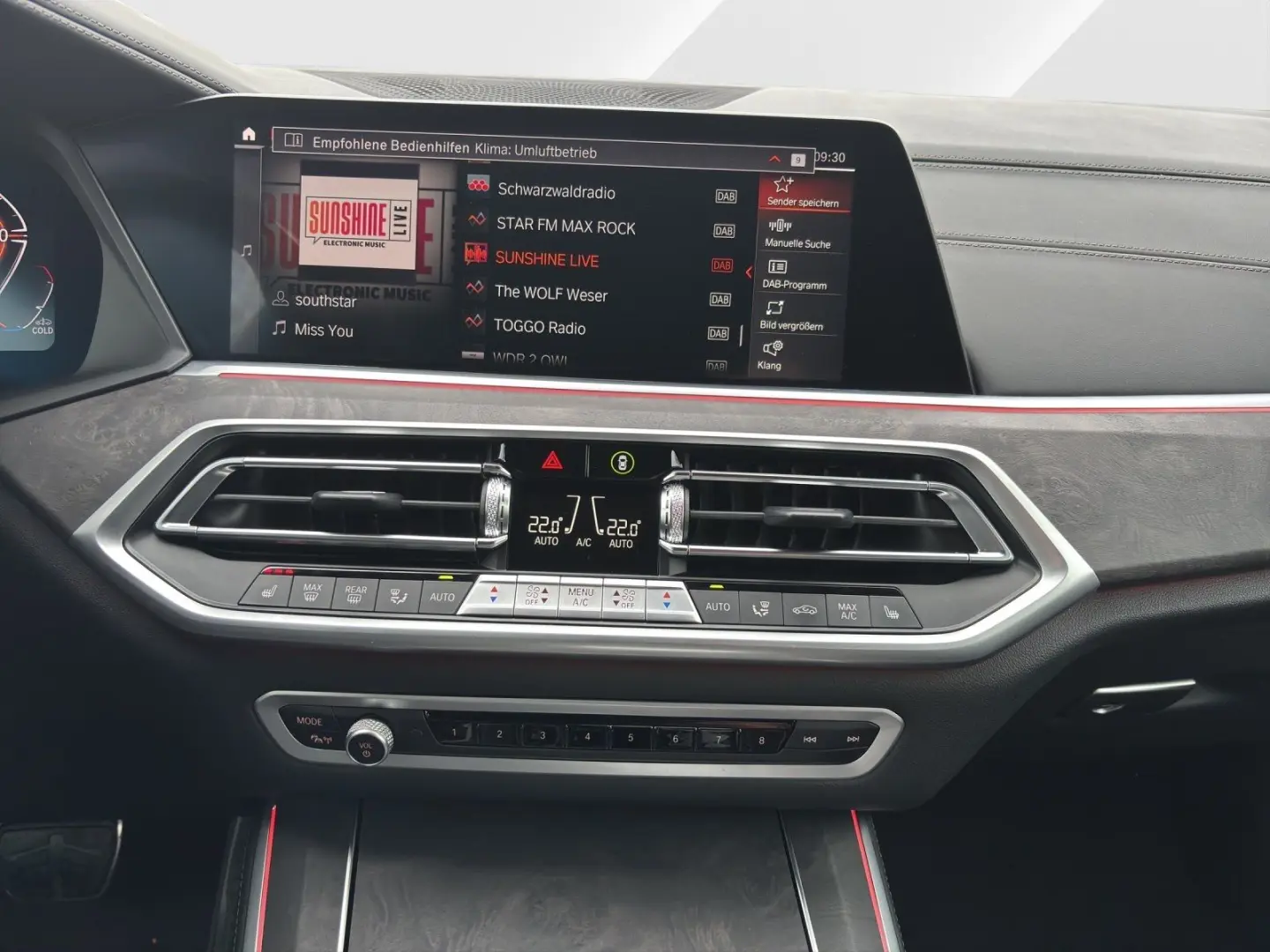 X5 xDrive30d M Sport   Luftfed.   AHK   Standhz.