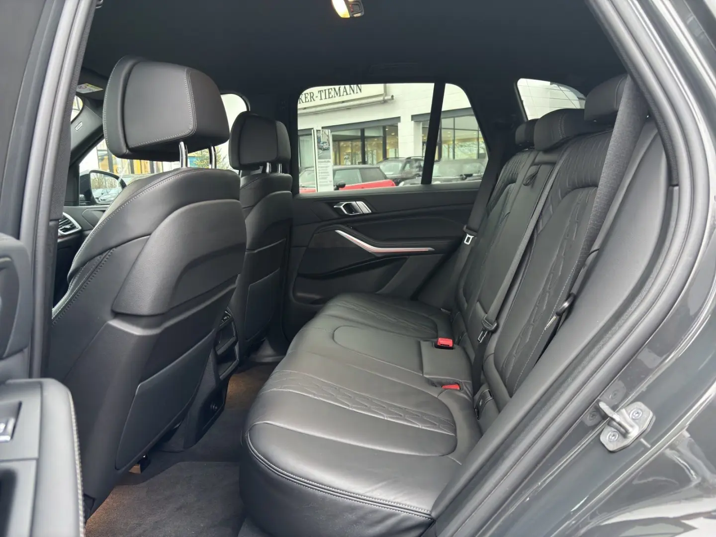 X5 xDrive30d M Sport   Luftfed.   AHK   Standhz.