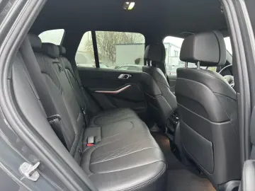 X5 xDrive30d M Sport   Luftfed.   AHK   Standhz.