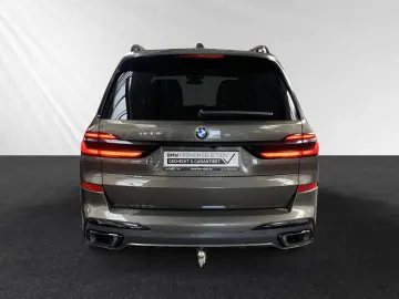 X7 xDrive40d  € 1.190 Zubehörbonus M Sport Pro