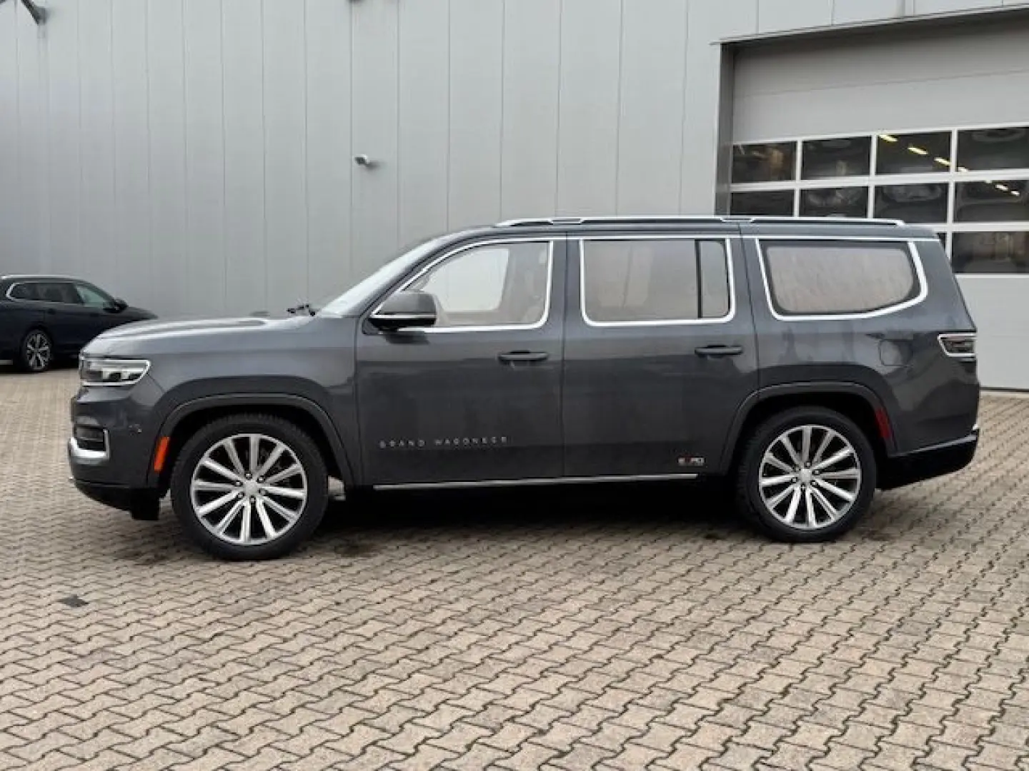 Grand Wagoneer  6 4L  8 Sitze  LPG  Voll  AHK