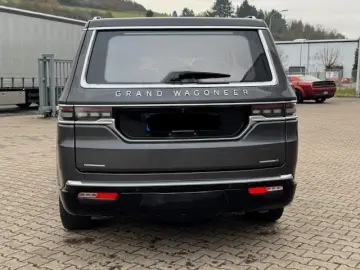 Grand Wagoneer  6 4L  8 Sitze  LPG  Voll  AHK