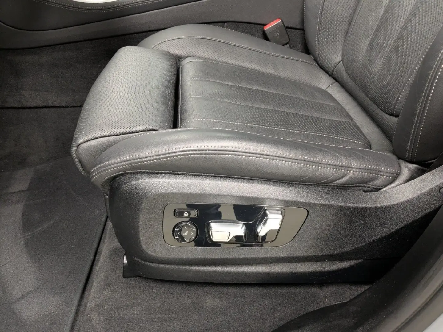 X5 xDrive40d Laser AHK Pano DA Prof 360  HuD 22'