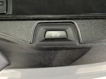 X5 xDrive40d Laser AHK Pano DA Prof 360  HuD 22'