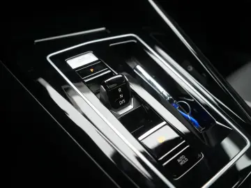 Golf GTI 2.0 TSI DSG Clubsport Leder Kamera Virt