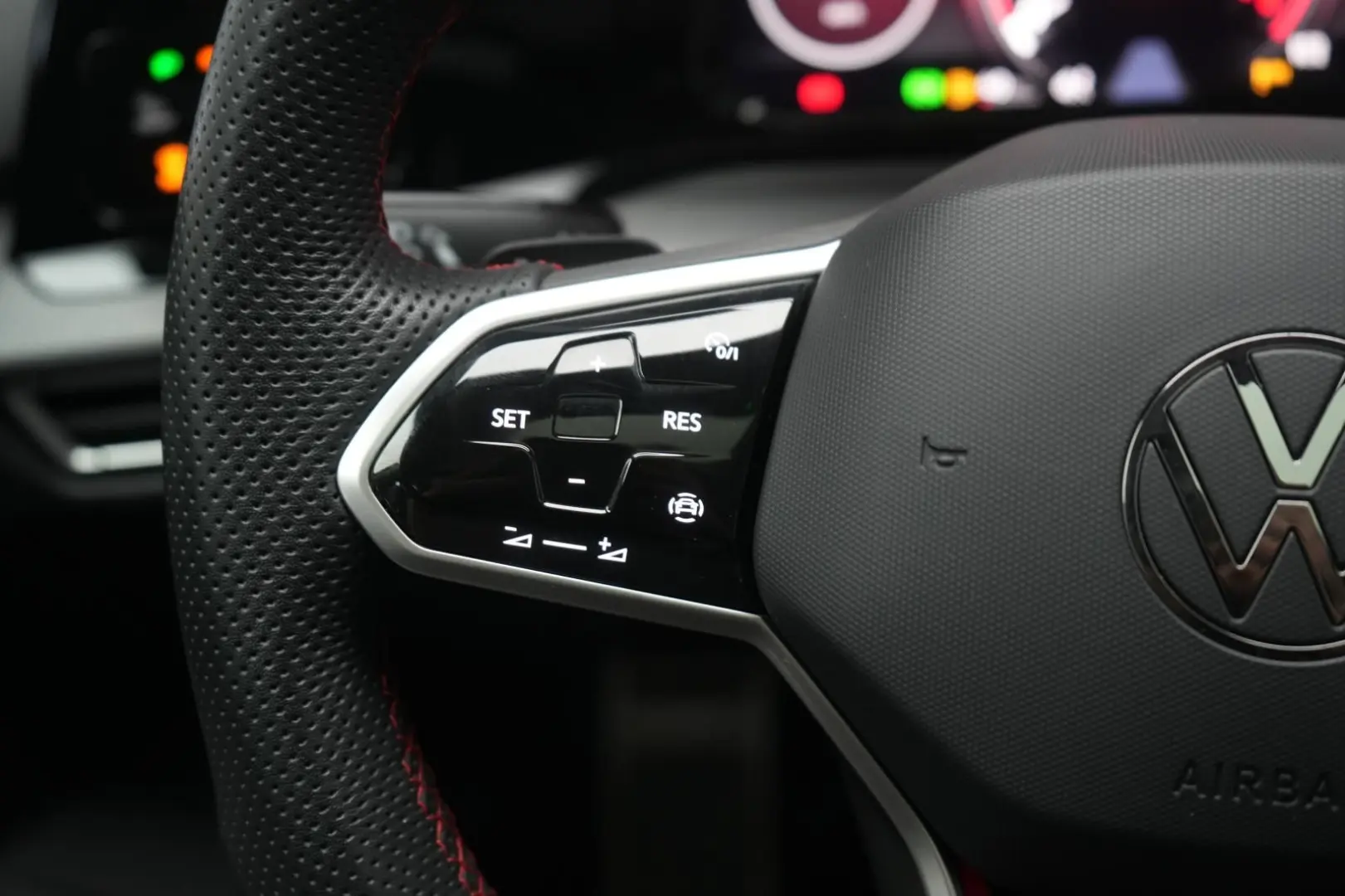 Golf GTI 2.0 TSI DSG Clubsport Leder Kamera Virt