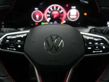 Golf GTI 2.0 TSI DSG Clubsport Leder Kamera Virt