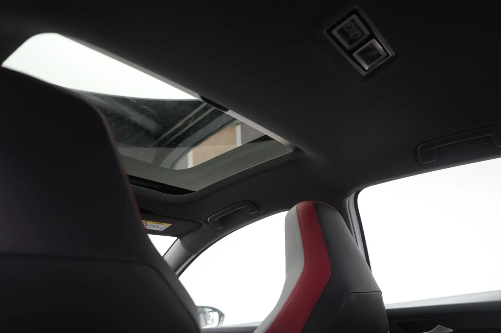 Golf GTI 2.0 TSI DSG Clubsport Leder Kamera Virt