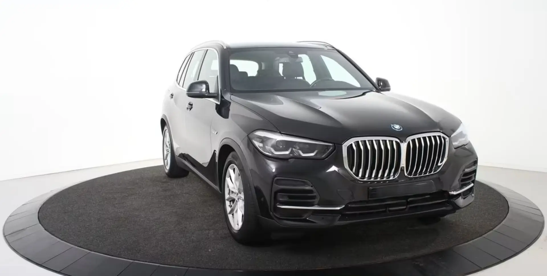X5 xDrive45e