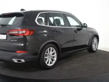 X5 xDrive45e