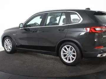 X5 xDrive45e