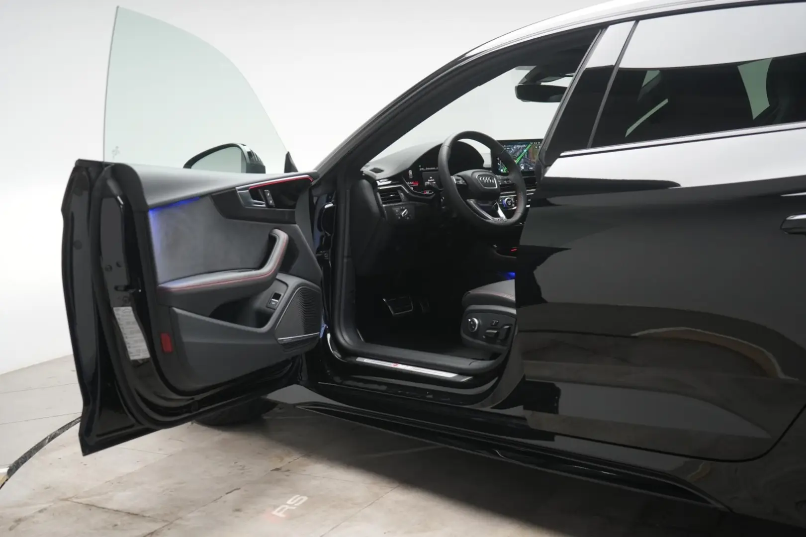 RS5 TFSI quattro tiptronic Leder ACC Carbon B&O