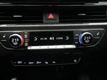 RS5 TFSI quattro tiptronic Leder ACC Carbon B&O