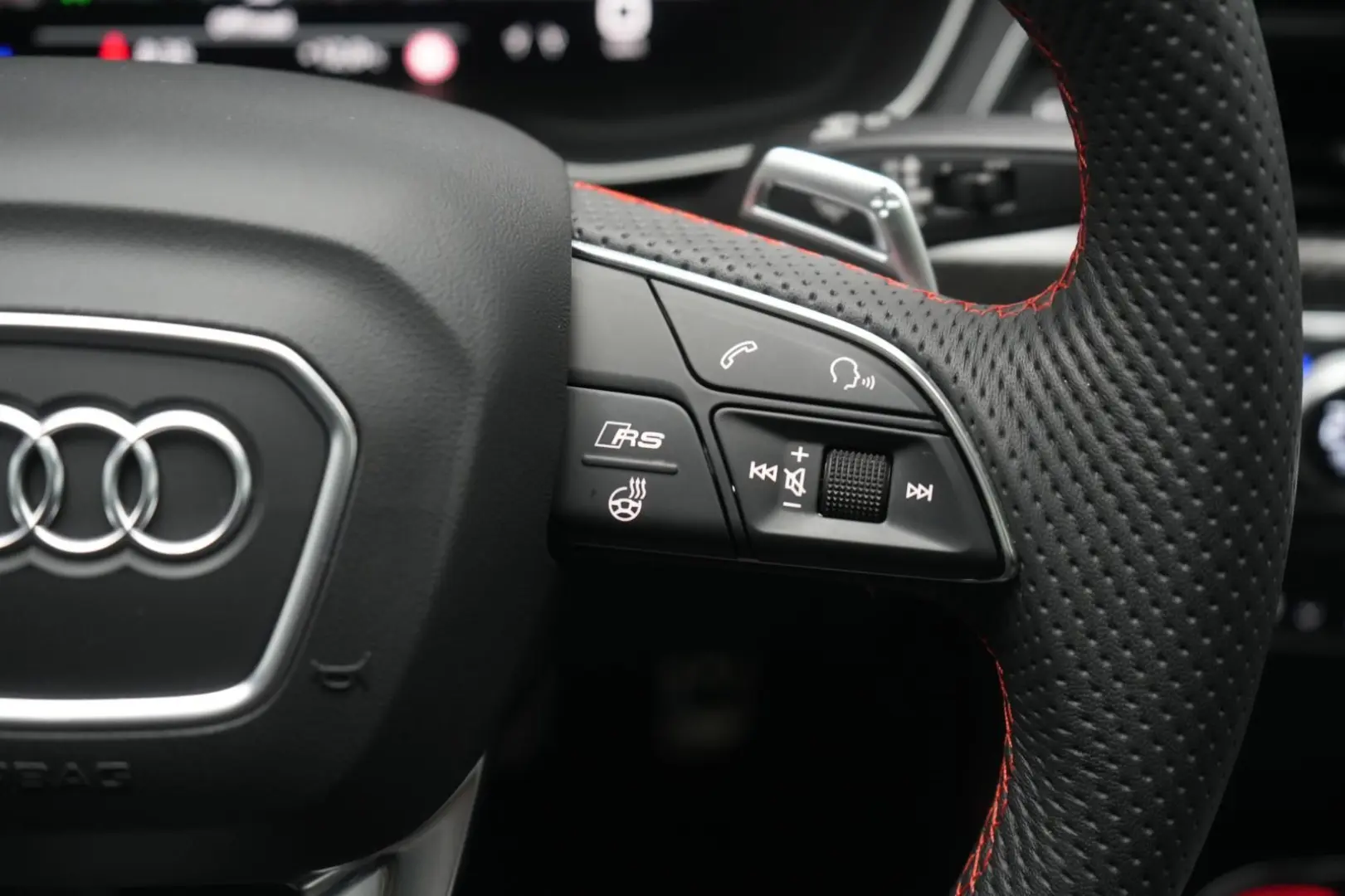 RS5 TFSI quattro tiptronic Leder ACC Carbon B&O