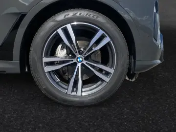 X7 xDrive40d  € 1.190 Zubehörbonus M Sport AHK