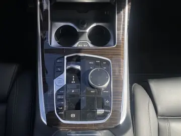 X7 xDrive40d  € 1.190 Zubehörbonus M Sport AHK