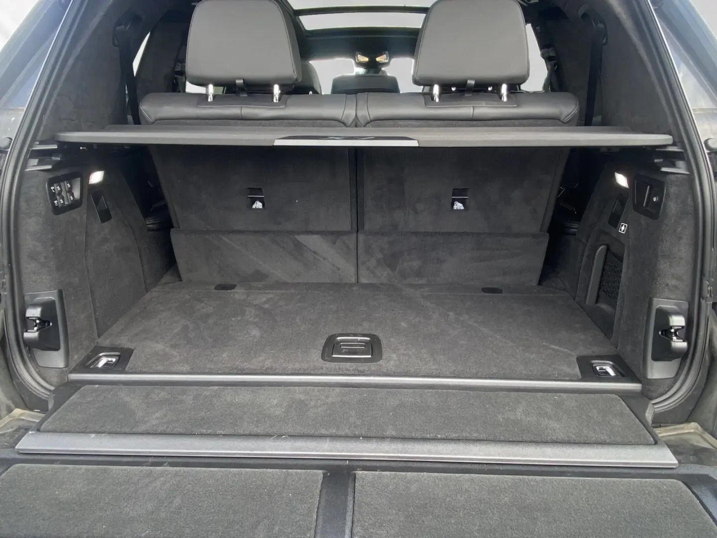 X7 xDrive40d  € 1.190 Zubehörbonus M Sport AHK