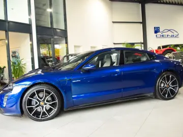 Taycan    SportDesign Paket  Carbon Paket