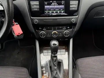 Skoda Octavia cutie automata benzina 150 cp de vanzare