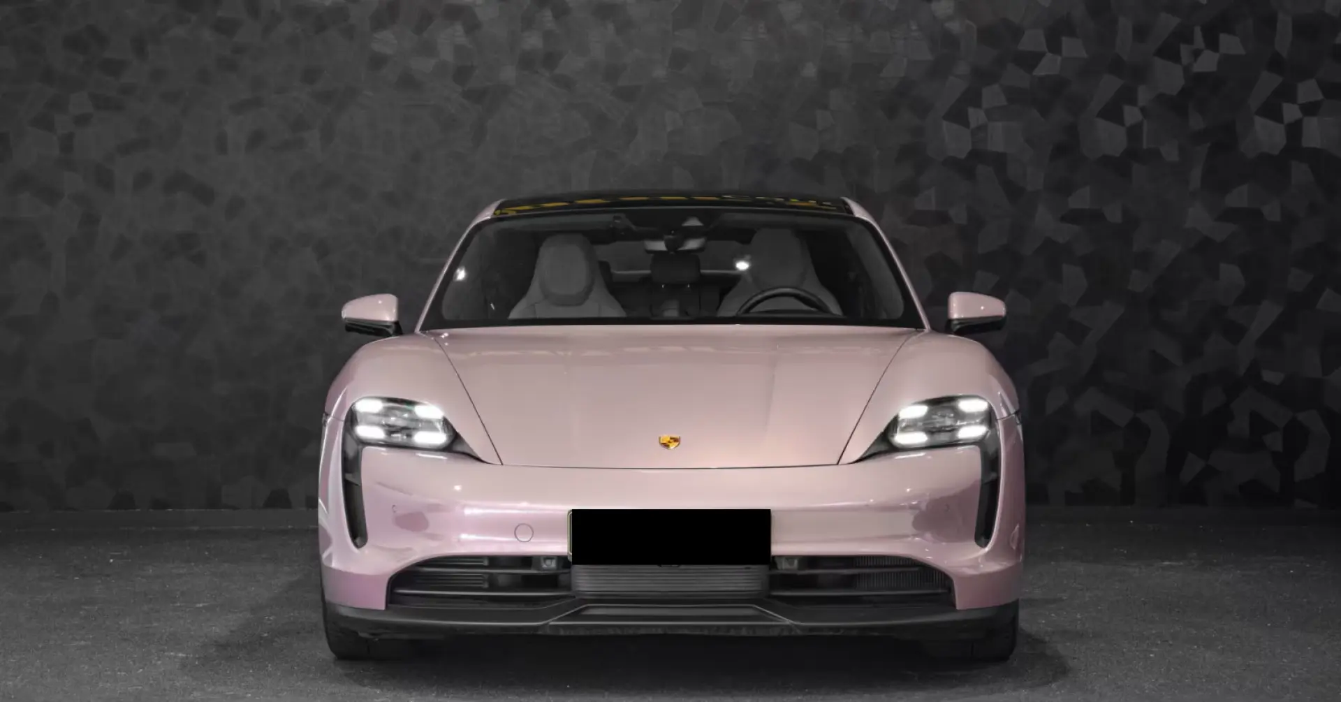 Taycan Batterie Performance Plus - Frozen Berry