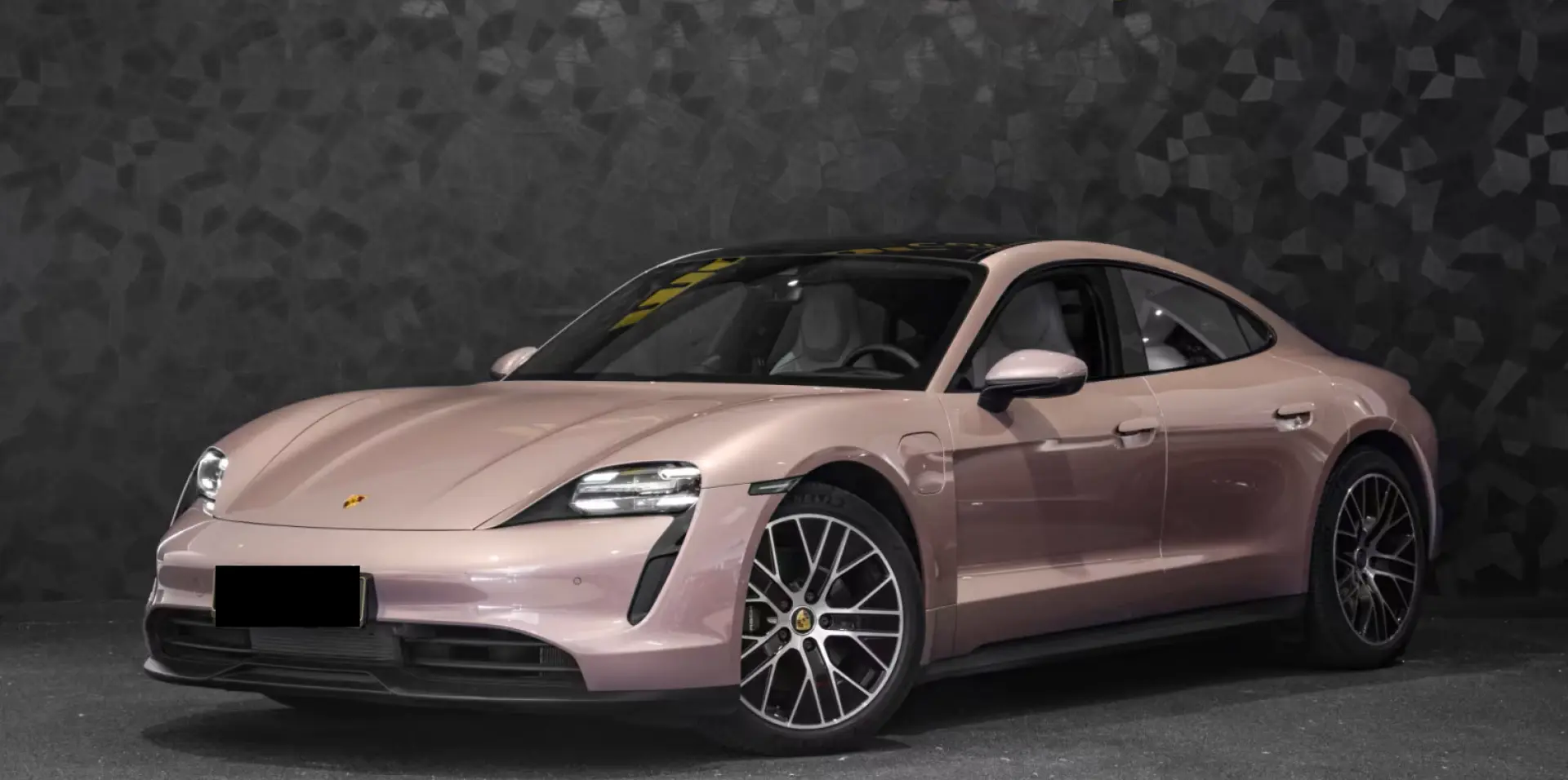 Taycan Batterie Performance Plus - Frozen Berry