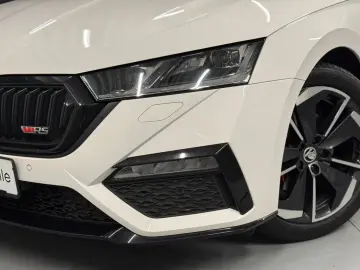 Octavia Lim. RS  COLUMBUS Standhzg AHK KAMERA