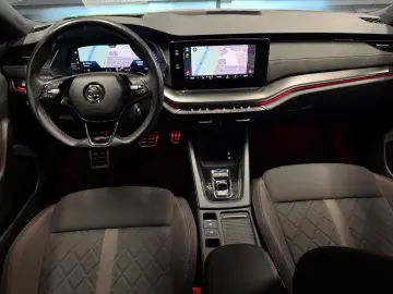 Octavia Lim. RS  COLUMBUS Standhzg AHK KAMERA