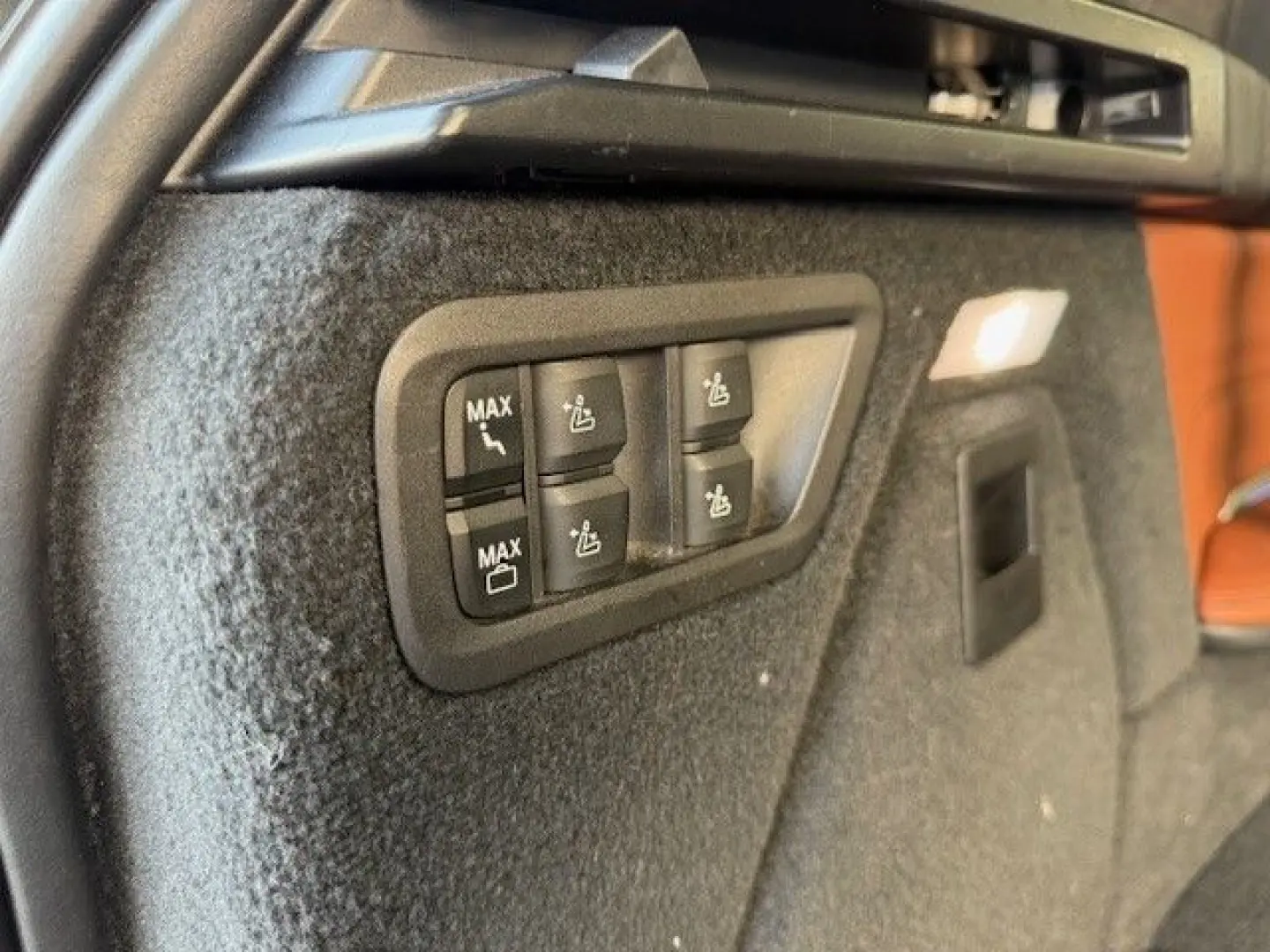 X7 xDrive 40dA HiFi Parkass  StHZ 6 Sitzer Laser