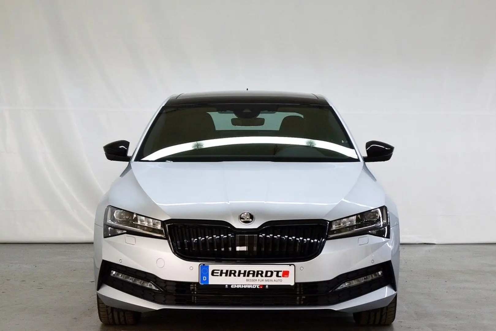 Superb 2.0 TDI DSG 4x4 Sportline STDHZ PANO DCC