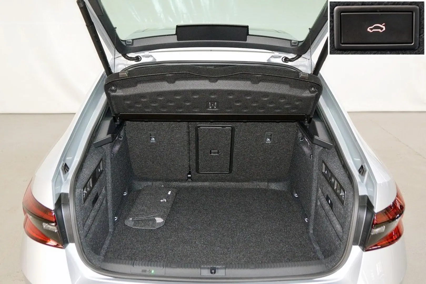 Superb 2.0 TDI DSG 4x4 Sportline STDHZ PANO DCC