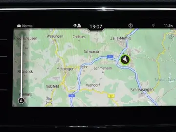 Superb 2.0 TDI DSG 4x4 Sportline STDHZ PANO DCC