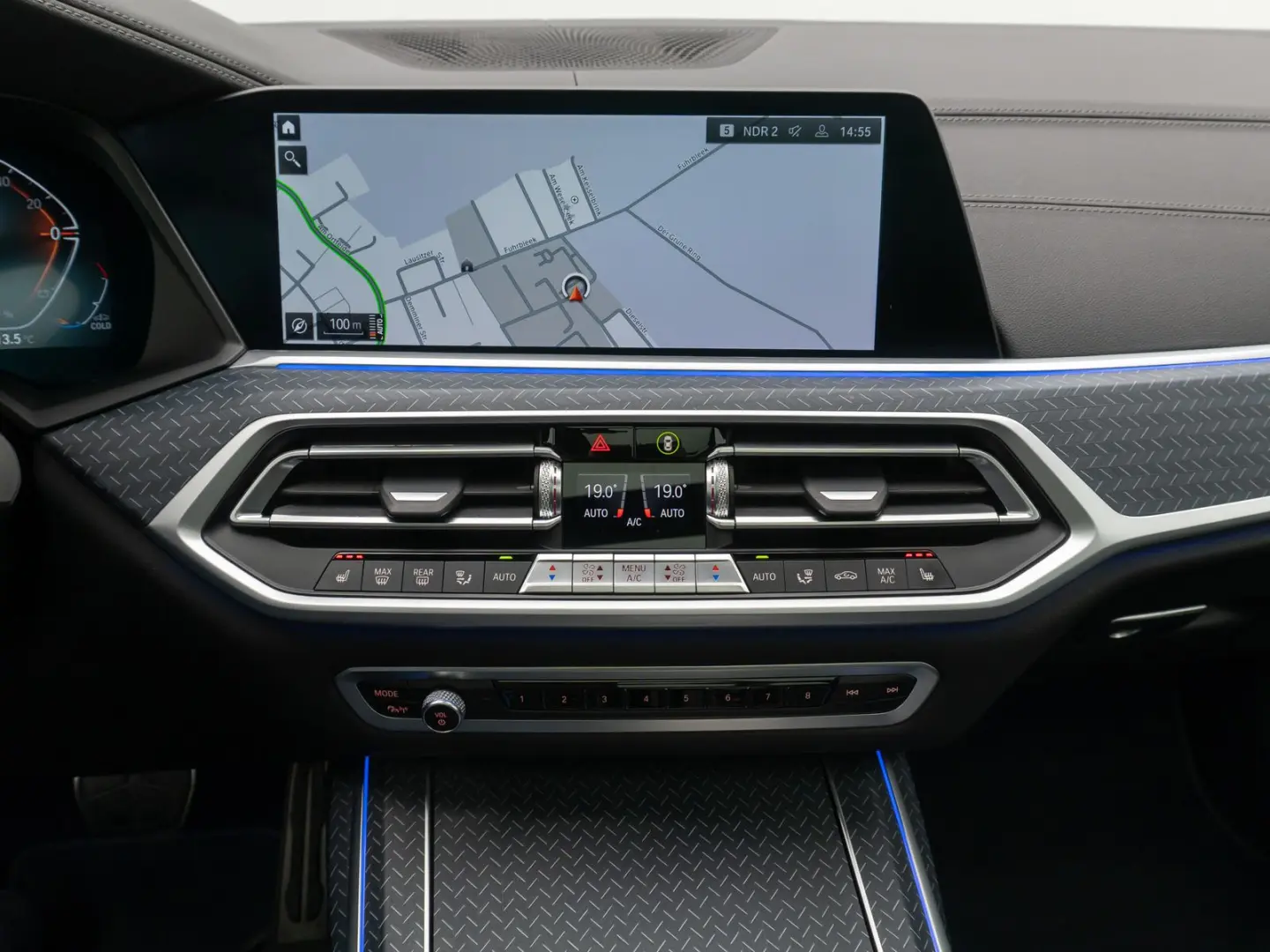 X7 xD40d M Sport Panorama 360 Laser HUD SoftClos