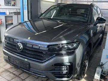 VW TOUAREG 3.0TDi 4M R-LINE ACC HuD PANO IQ-L.