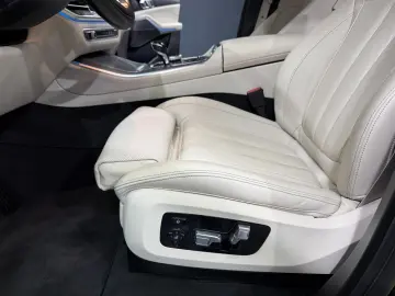 BMW X5 xDrive45e xLine