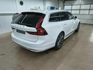 V90 Inscription Plug-In Hybrid AWD AHK TOP