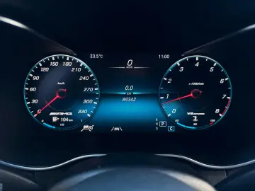 GLC63S AMG 4M  DRIVERPKG 360 LED AHK ACC CARPLAY