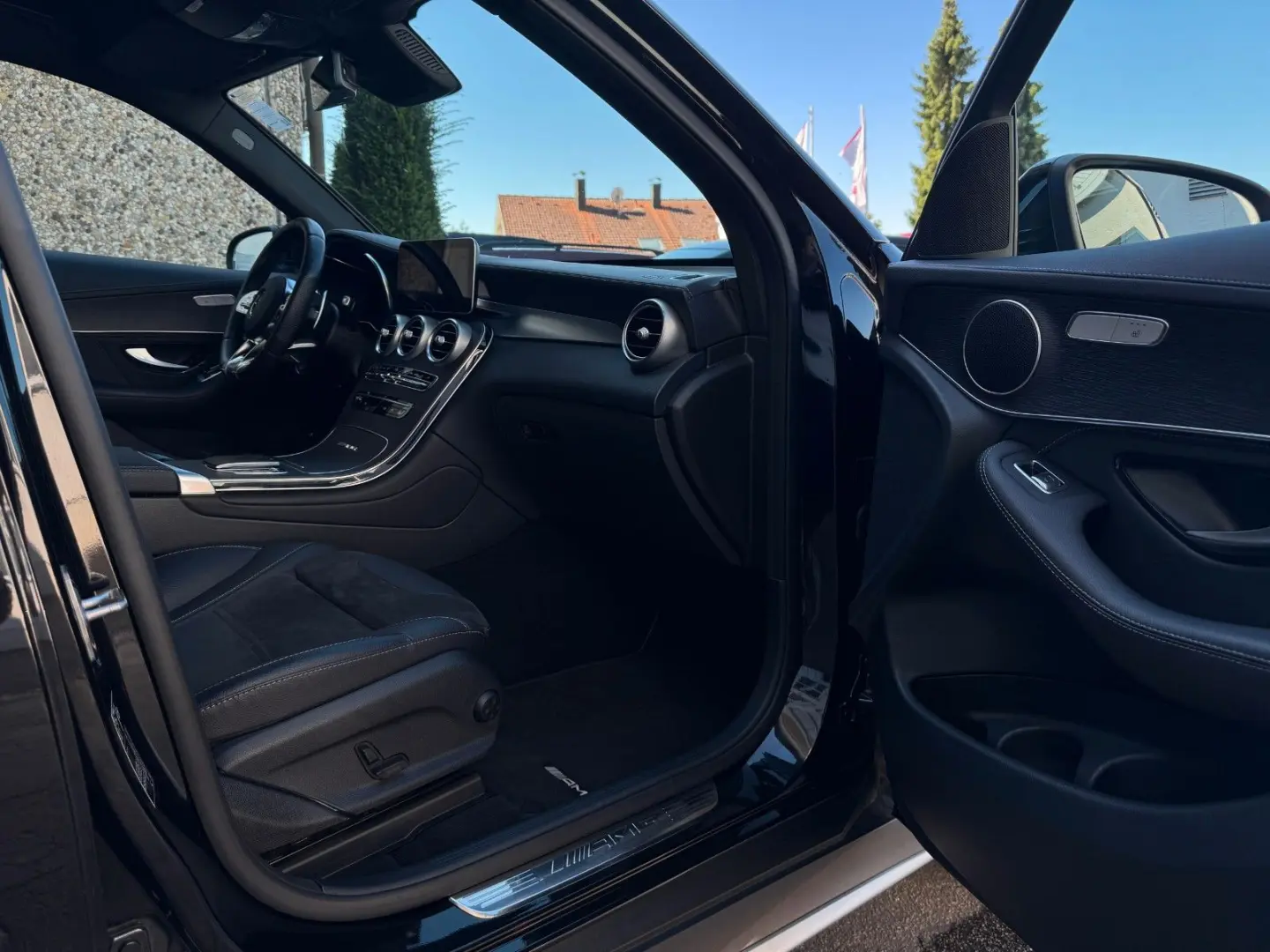 GLC63S AMG 4M  DRIVERPKG 360 LED AHK ACC CARPLAY