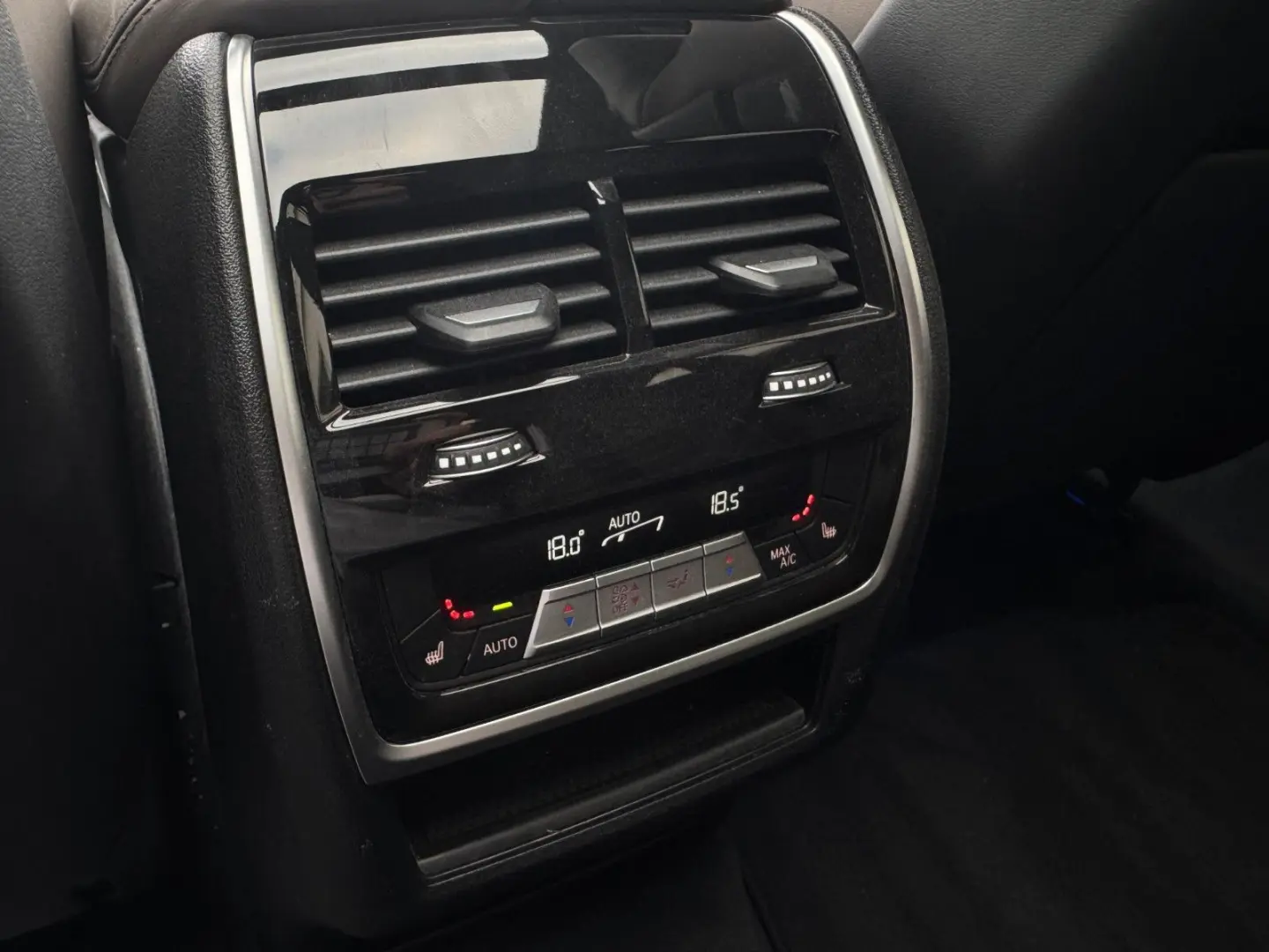 X6M Comp B&W SKY LASER CARBON SOFT-CL DRIVER-PKG