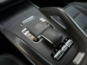GLE63S AMG 4M  KERAMIK TV 3D-BURMES HUD PANO AHK