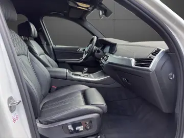 X5 xDrive 45 e M Sport