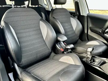 Peugeot 2008  carlig remorcare  104.000km  garantie rate