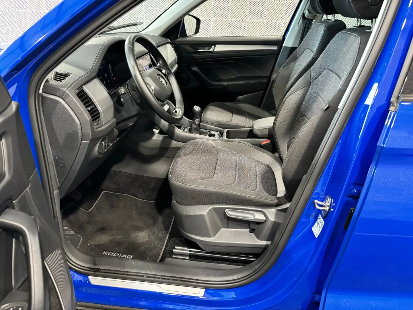 Kodiaq AMBITION BUSINESS-LED-NAVI-PDC-APPLE-DAB