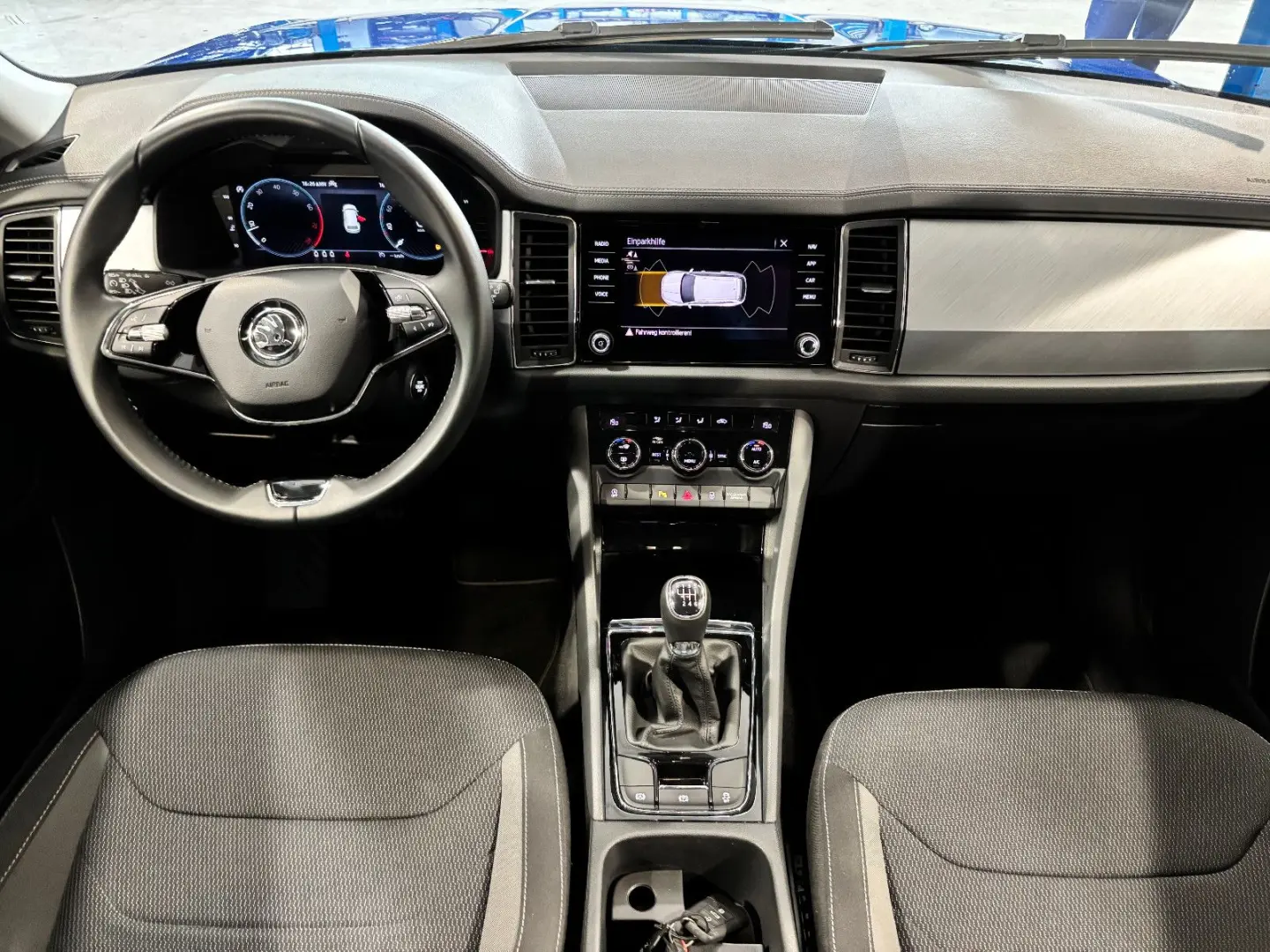 Kodiaq AMBITION BUSINESS-LED-NAVI-PDC-APPLE-DAB