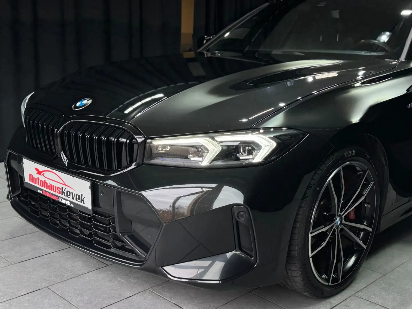 320d M SPORT PRO Touring  PANO HEAD-UP AHK