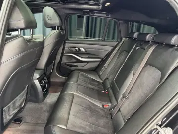 320d M SPORT PRO Touring  PANO HEAD-UP AHK