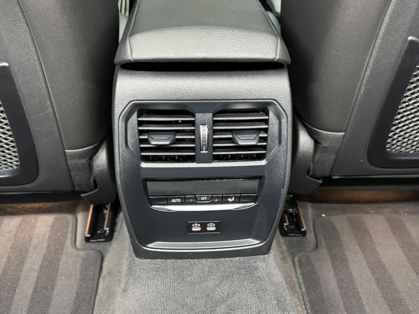 320d M SPORT PRO Touring  PANO HEAD-UP AHK