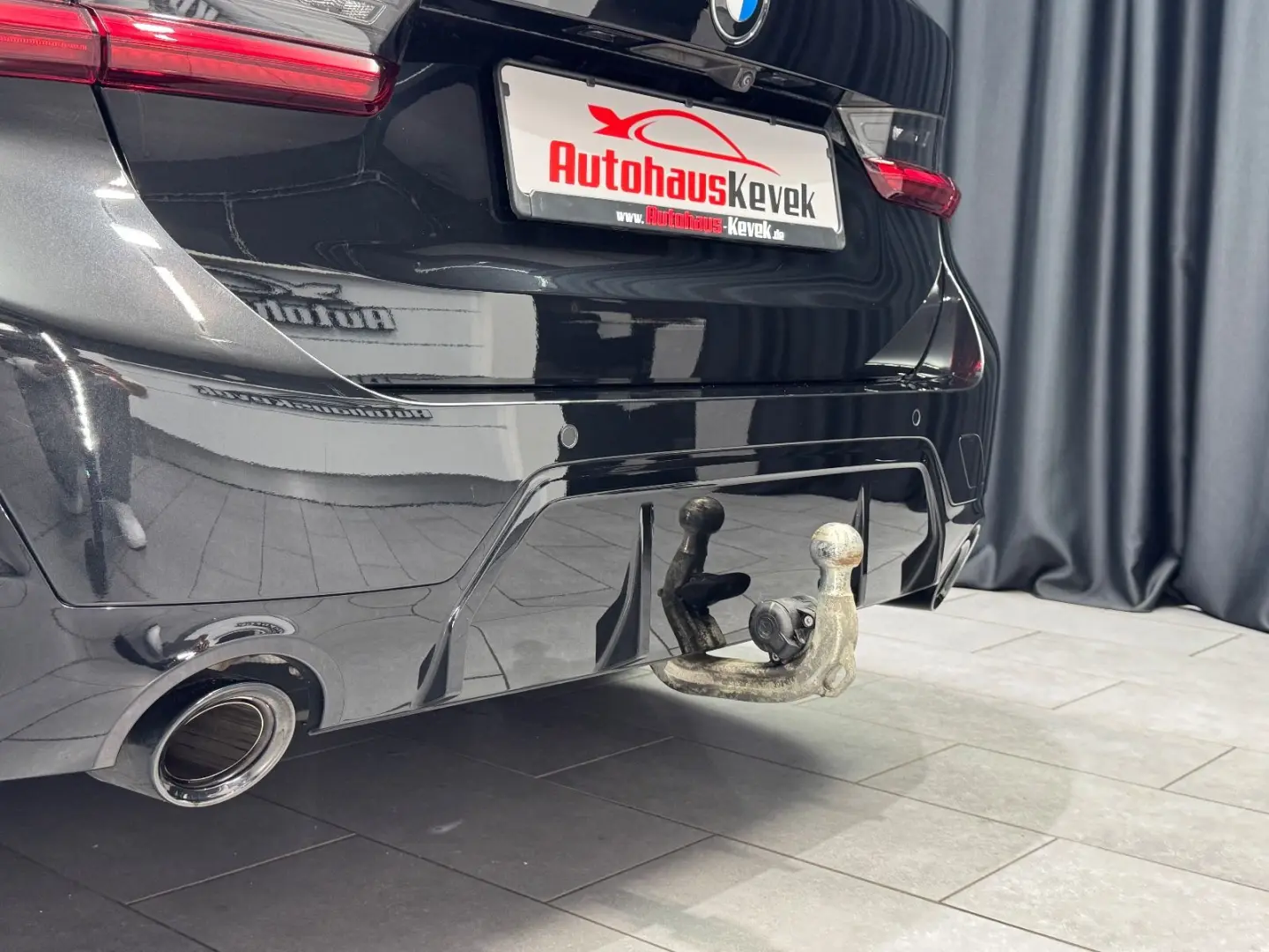 320d M SPORT PRO Touring  PANO HEAD-UP AHK