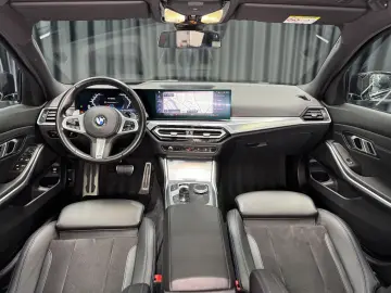 320d M SPORT PRO Touring  PANO HEAD-UP AHK