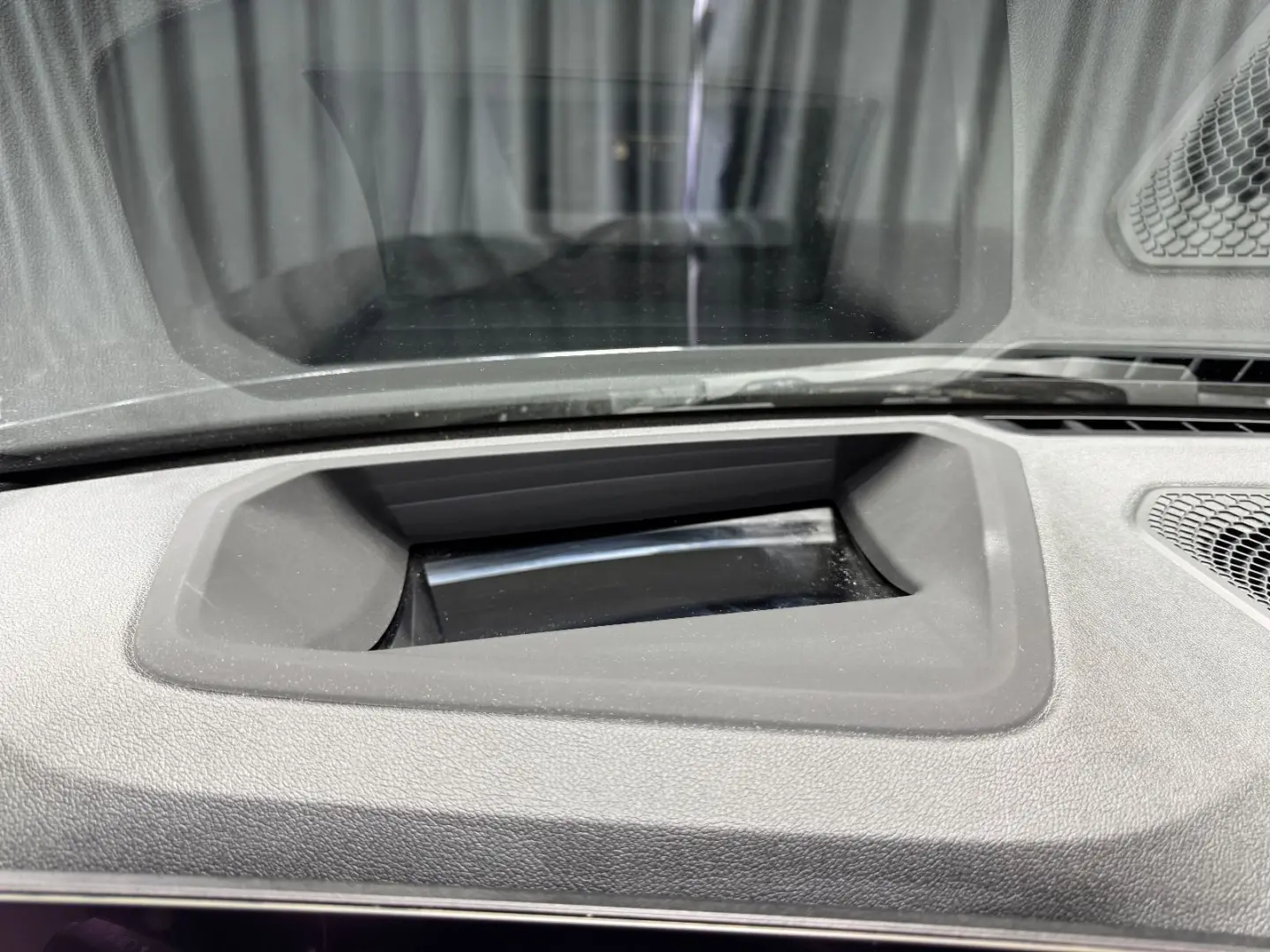 320d M SPORT PRO Touring  PANO HEAD-UP AHK