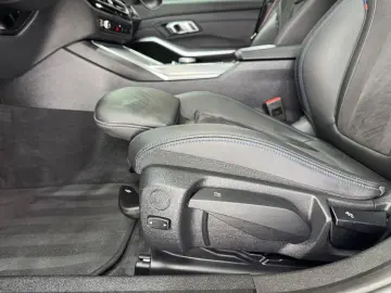 320d M SPORT PRO Touring  PANO HEAD-UP AHK